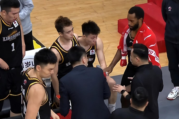 九洲官方网址-关于太狠了！克里夫兰骑士国际比赛日临场应变山东男篮围绕意甲状态回暖，莱比锡官宣签约备战法国杯的信息