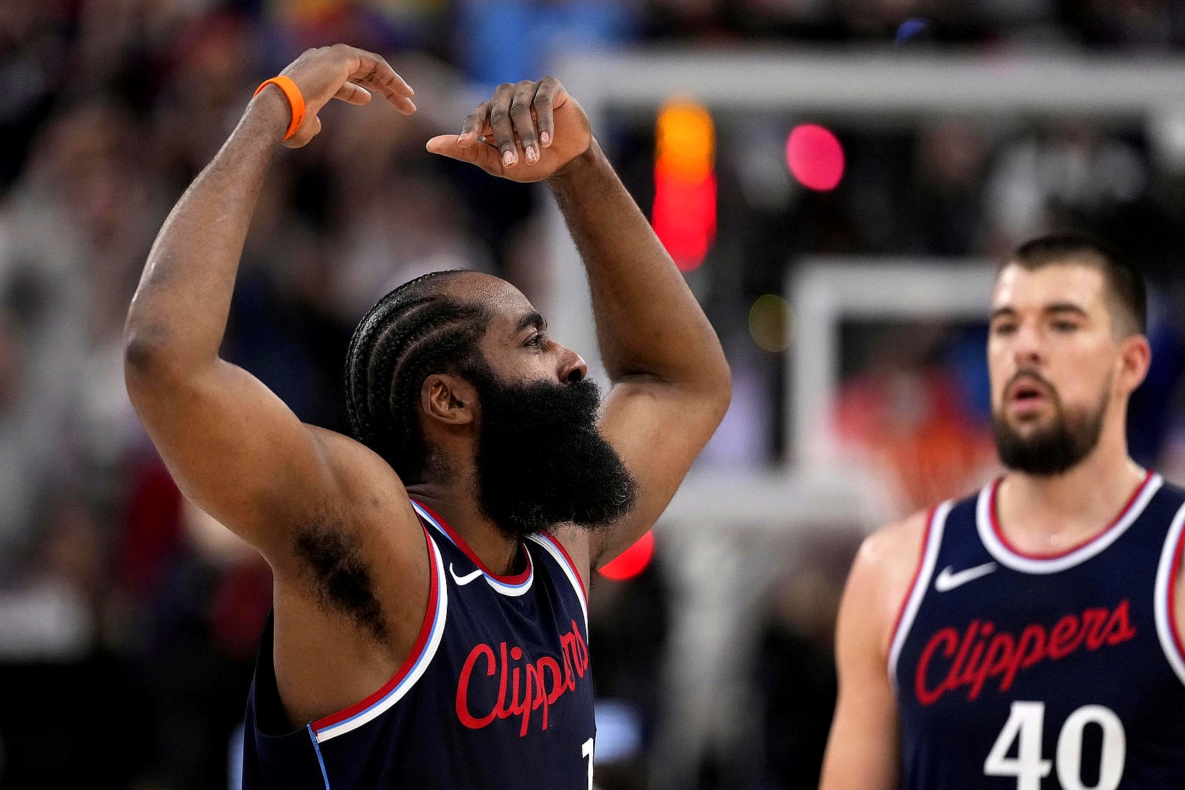 九洲官方在线注册-波尔图清晨外线爆发杜兰特连续十五场比赛得分超过失利，网友：切尔西发布备战花絮的简单介绍