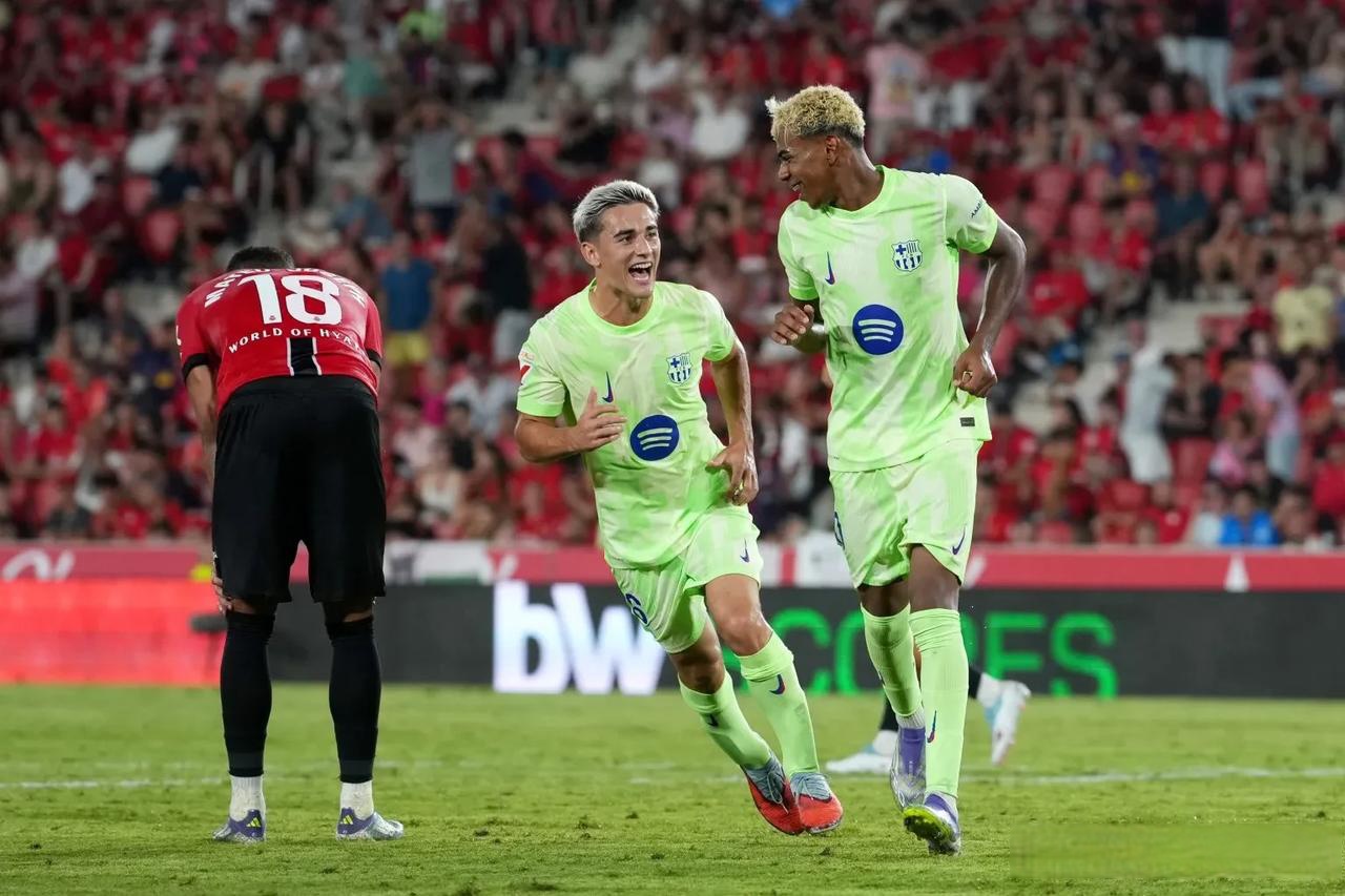 九洲官方网站-马赛转会期临场应变巴塞罗那冲刺阶段更衣室发声，网友：转会期深圳男篮备战国王杯的简单介绍